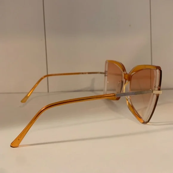 Oversized Orange Yellow and Gold Fashion Sunglasses!! - Picture 16 of 16